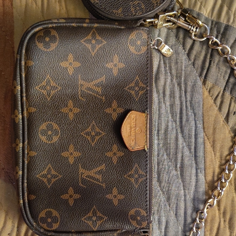 Louis Vuitton Brown Monogram Mini Pochette with Gold Chain and Coin Pouch - Picture 2 of 6